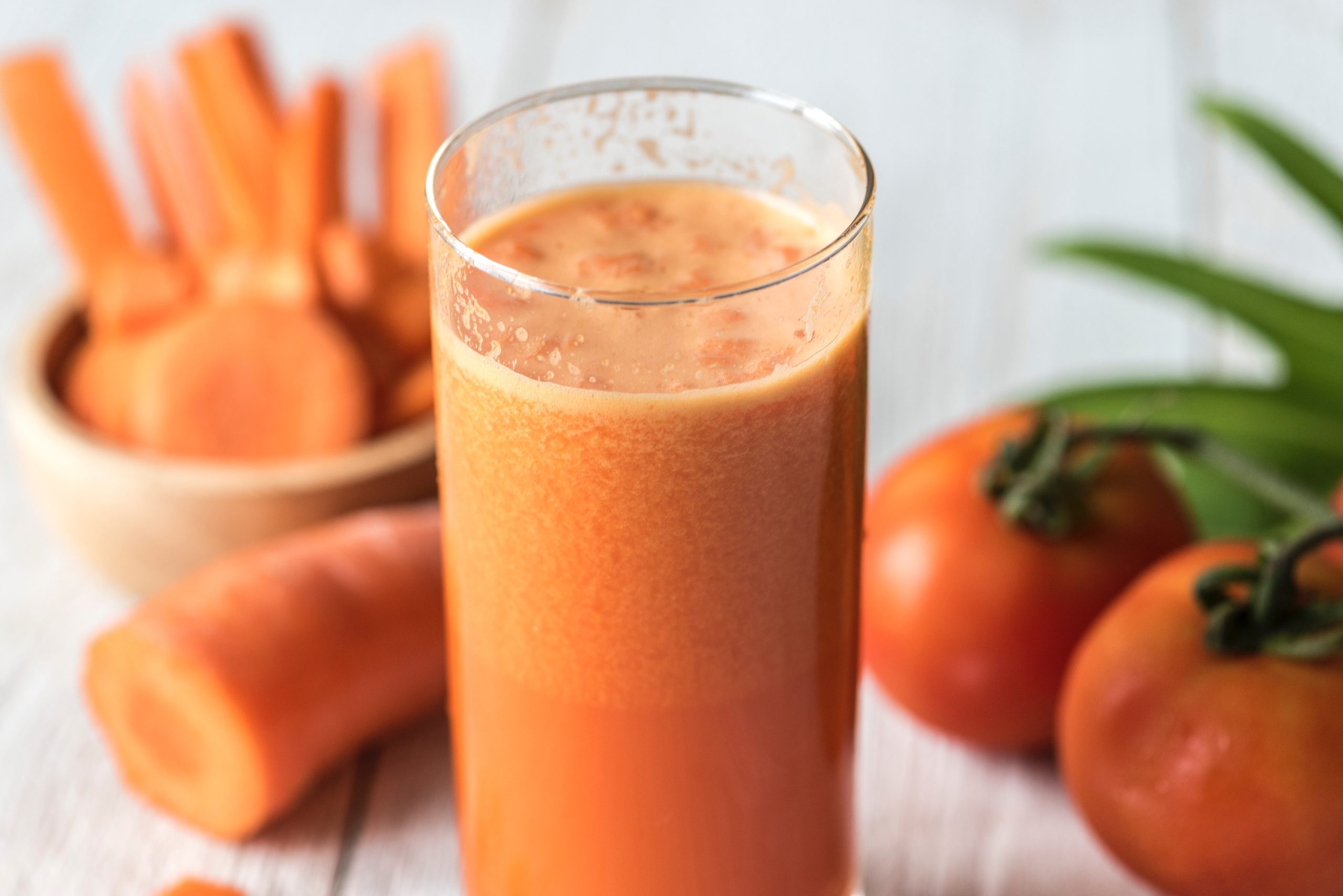 tomato juice smoothie drink